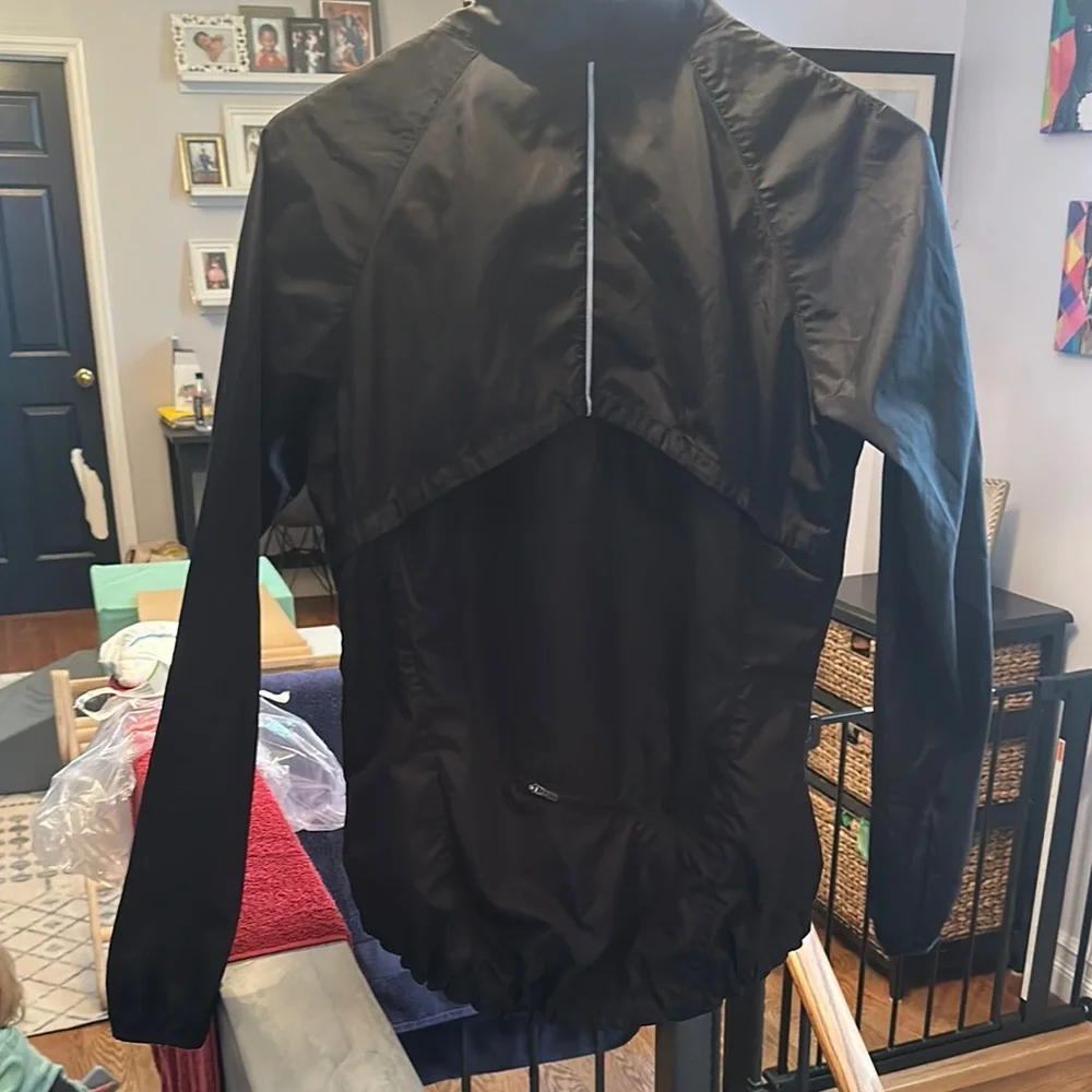 Nike Women’s Black Running Jacket - Picture 2 of 5